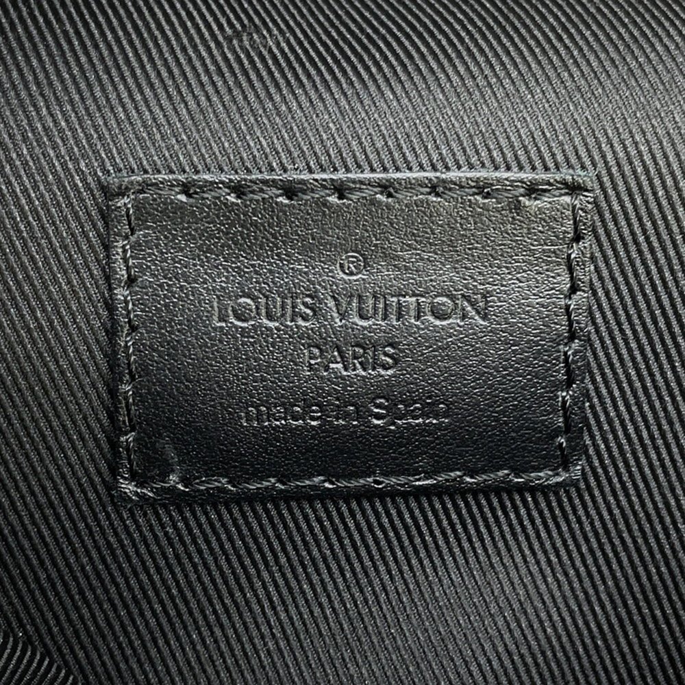 Louis Vuitton Monogram Eclipse Discovery Bumbag M44336 Black - Picture 14 of 14